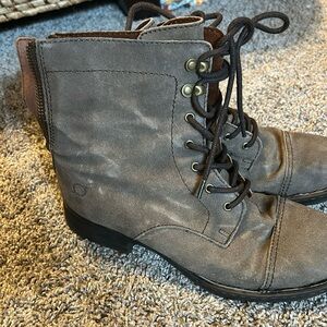 Born boots